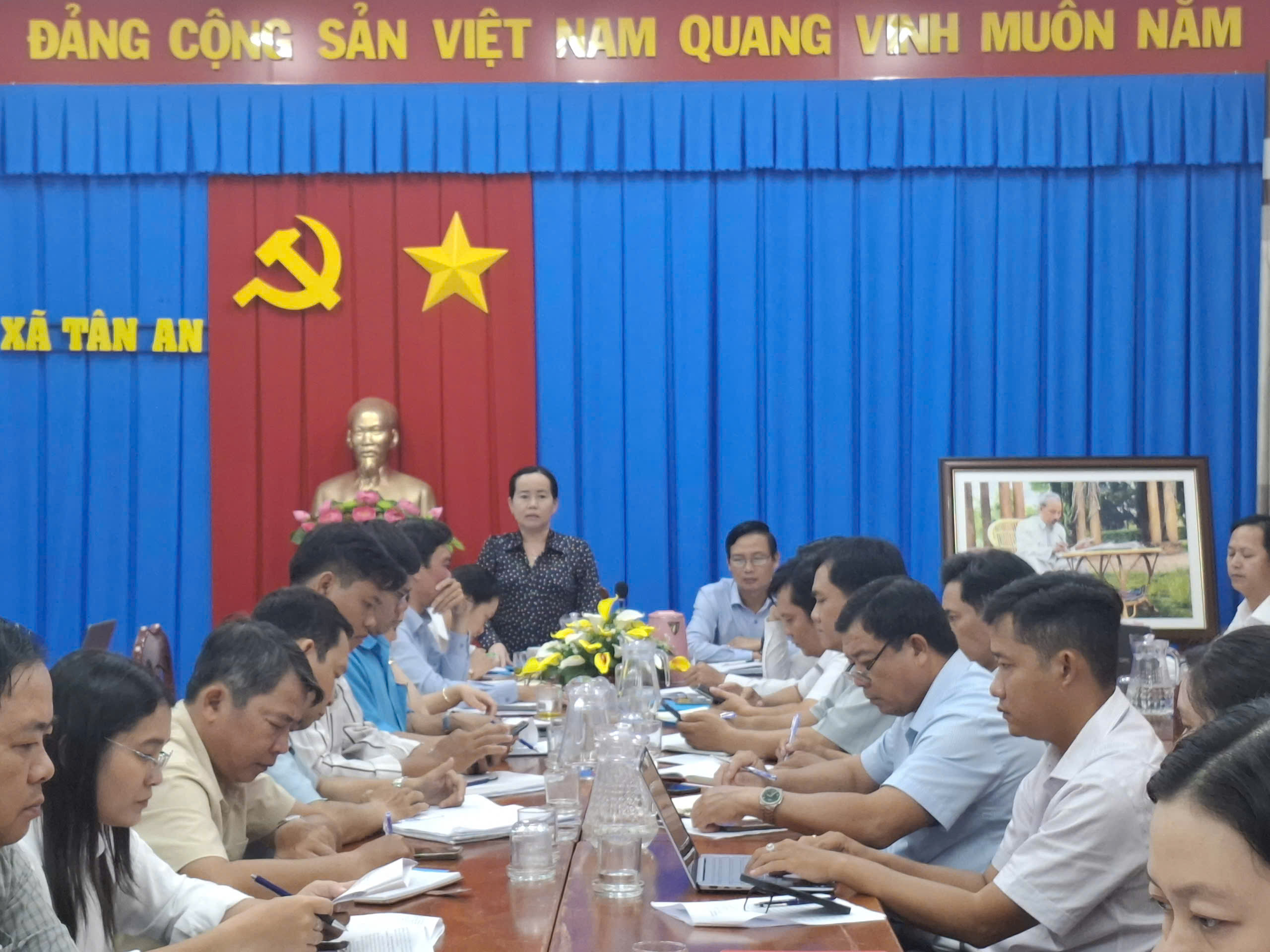 Đảng ủy xã Tân An, hội nghị nghe các khối báo cáo kết quả thực hiện 
nhiệm vụ năm 2025, triển khai phương hướng năm 2026
