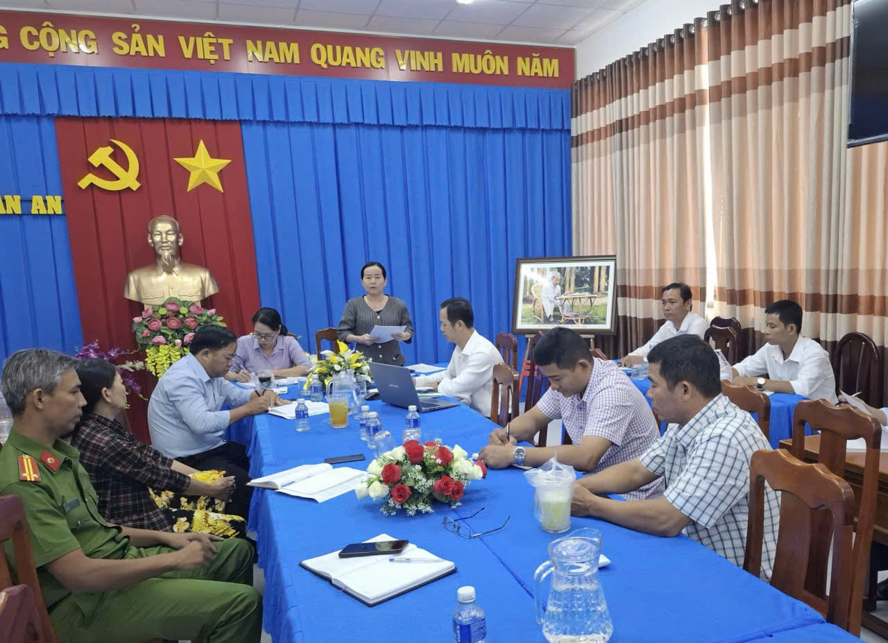 CÔNG TÁC TIẾP CÔNG DÂN ĐỊNH KỲ
CỦA BÍ THƯ ĐẢNG ỦY XÃ TÂN AN

